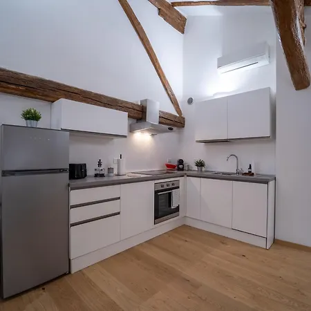 Realkasa Santo Stefano 46 Apartmán Boloňa