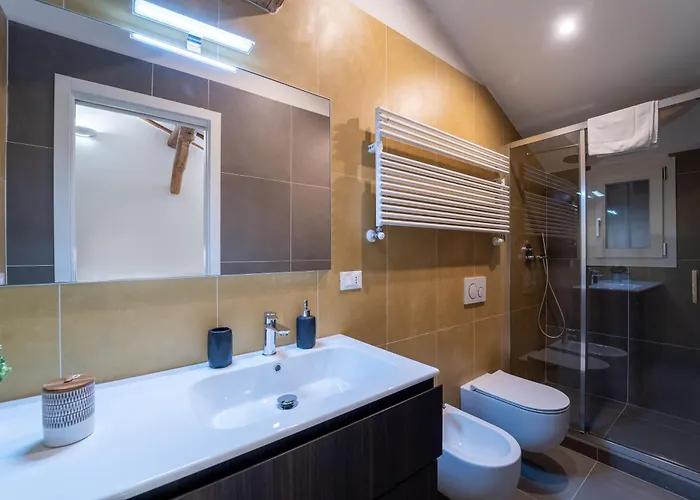 아파트 Realkasa Santo Stefano 46 *