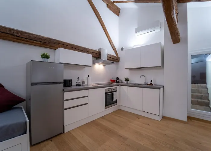 Realkasa Santo Stefano 46 Lägenhet Bologna