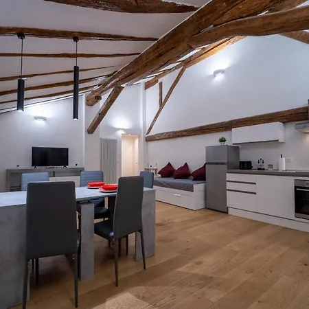 Realkasa Santo Stefano 46 Lägenhet Bologna